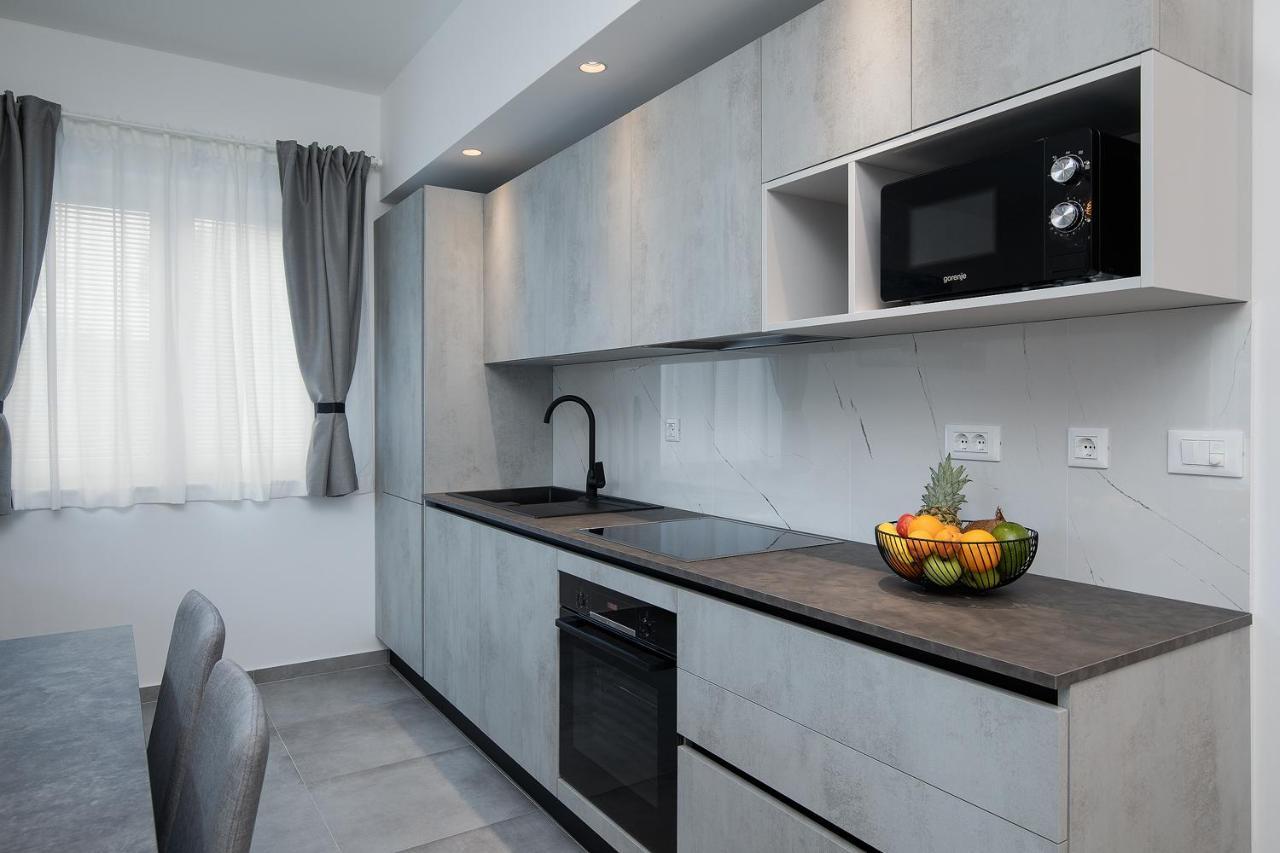 Apartments Igor Медулин Экстерьер фото