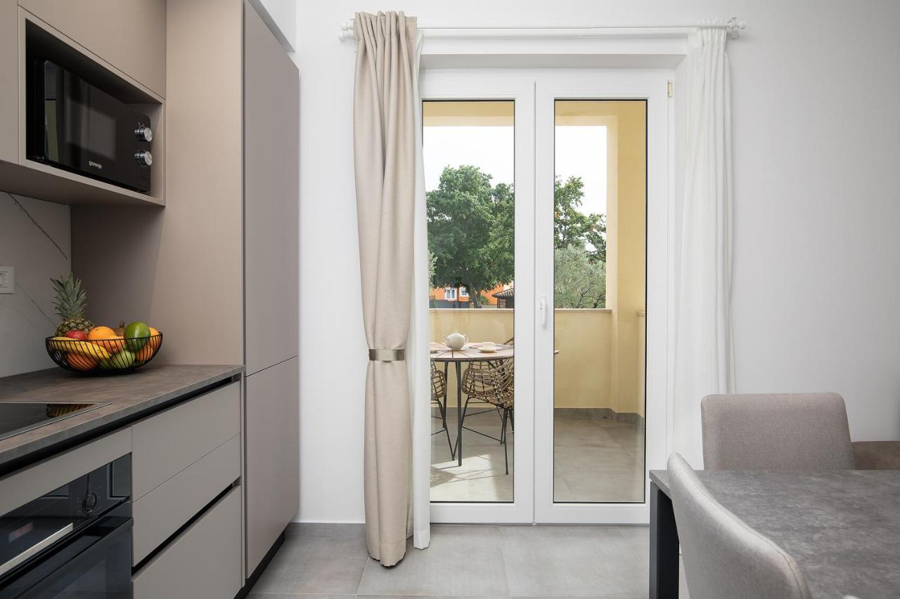 Apartments Igor Медулин Экстерьер фото