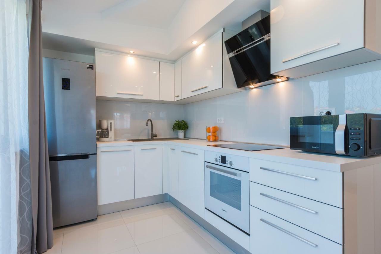 Apartments Igor Медулин Экстерьер фото